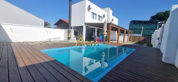 Sobrado com 3 Quartos à venda, 152m² no Centro, Penha