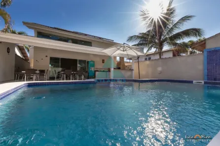 Casa com 3 Quartos à venda, 168m² no Mar Verde II, Caraguatatuba