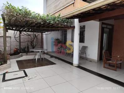Casa com 5 Quartos à venda, 250m² no São Francisco, Ilhéus
