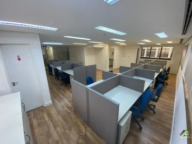 Sala Comercial com 1 Quarto para alugar, 217m² no Vila Olímpia, São Paulo