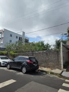 Lote/Terreno à venda, 800m² no Calhau, São Luís
