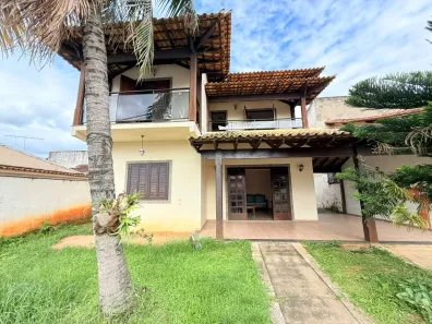 Casa com 5 Quartos à venda, 208m² no Vila Capri, Araruama
