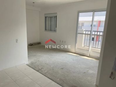 Apartamento com 2 Quartos à venda, 43m² no Jardim Adriana, Guarulhos