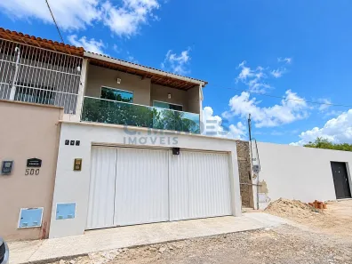 Casa com 3 Quartos para alugar, 160m² no Sabiaguaba, Fortaleza