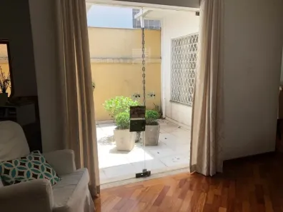 Casa com 5 Quartos para alugar, 250m² no Brooklin Paulista, São Paulo