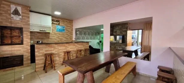 Casa com 2 Quartos à venda, 250m² no Periolo, Cascavel