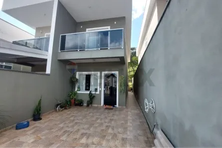 Sobrado com 2 Quartos à venda, 139m² no Jardim Meridien, Águas de Lindóia