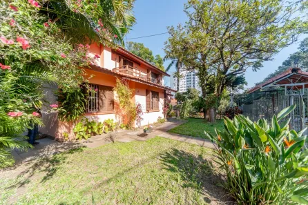 Casa com 4 Quartos à venda, 365m² no Cristal, Porto Alegre
