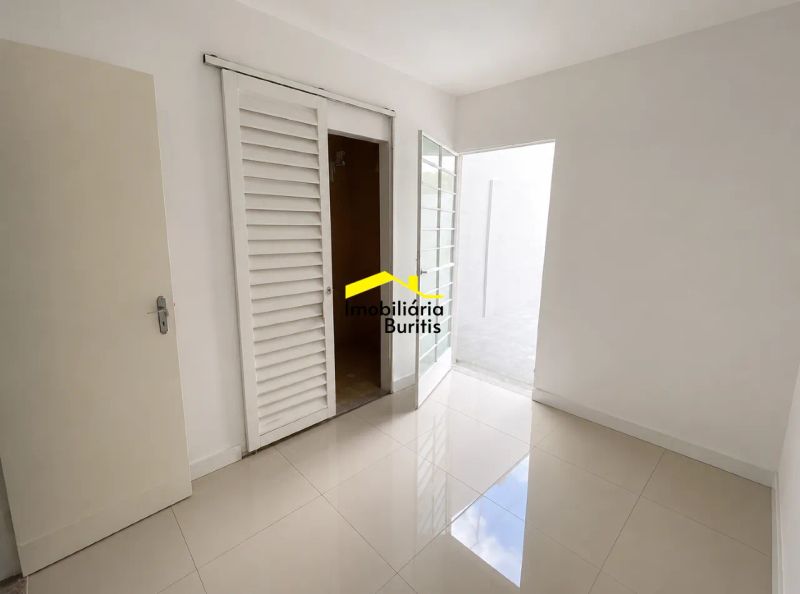 Casa com 2 quartos — Nova Suíssa, Belo Horizonte