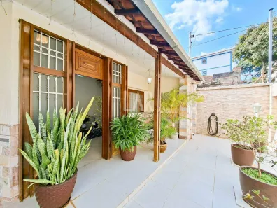 Casa com 5 Quartos à venda, 300m² no Colégio Batista, Belo Horizonte