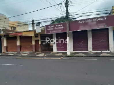 Prédio Comercial com 5 Quartos à venda, 320m² no Nossa Senhora Aparecida, Uberlândia
