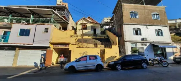 Casa com 3 Quartos à venda, 120m² no São Mateus, Juiz de Fora