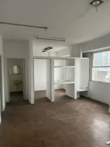 Sala Comercial para venda ou aluguel, 67m² no Centro, São Paulo