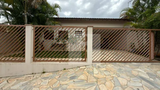 Casa com 3 Quartos para alugar, 190m² no Parque Jatibaia (Sousas), Campinas