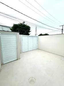 Casa com 2 Quartos à venda, 76m² no Virgem Santa, Macaé