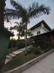 Casa de Condomínio com 4 Quartos para alugar, 330m² no Ponta da Fruta, Vila Velha