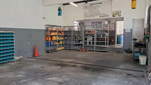 Ponto Comercial à venda, 304m² no Centro, Campos dos Goytacazes