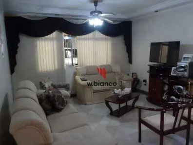 Casa com 3 Quartos à venda, 263m² no Paulicéia, São Bernardo do Campo