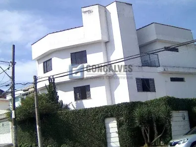 Sobrado com 3 Quartos à venda, 320m² no Vila Scarpelli, Santo André