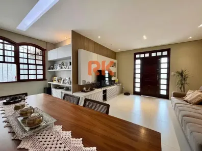 Casa com 4 Quartos à venda, 190m² no Itapoã, Belo Horizonte