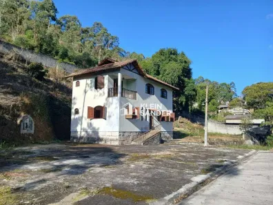 Casa com 4 Quartos à venda, 155m² no Granja Spinelli, Nova Friburgo