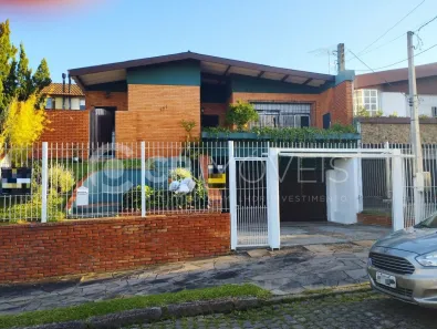 Casa com 4 Quartos à venda, 231m² no Jardim Sabará, Porto Alegre
