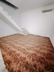 Casa com 1 Quarto para alugar, 76m² no Centro, Nilópolis