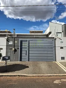 Casa com 3 Quartos para alugar, 126m² no Residencial Campos Elíseos, Rio Verde