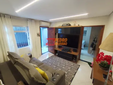 Casa com 2 Quartos à venda, 120m² no Vila Palmares, Santo André