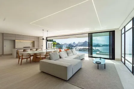 Casa de Condomínio com 4 Quartos à venda, 750m² no Charitas, Niterói