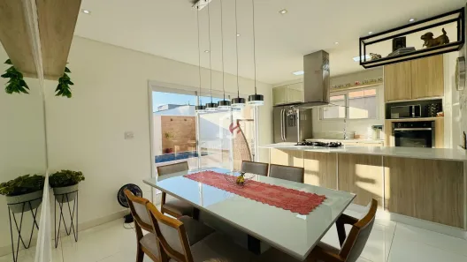 Casa de Condomínio com 3 Quartos à venda, 230m² no Bairro do Grama, Caçapava