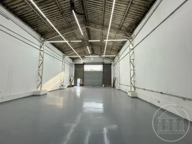 Galpão/Depósito/Armazém para alugar, 200m² no Cidade Dutra, São Paulo