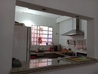 Sobrado com 2 Quartos à venda, 80m² no Vila Voturua, São Vicente