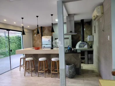 Casa com 3 Quartos à venda, 249m² no Fátima, Canoas