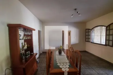 Casa com 4 Quartos à venda, 438m² no Três Barras, Contagem
