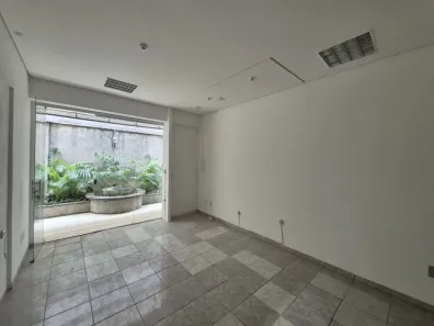 Ponto Comercial para alugar, 500m² no Funcionários, Belo Horizonte
