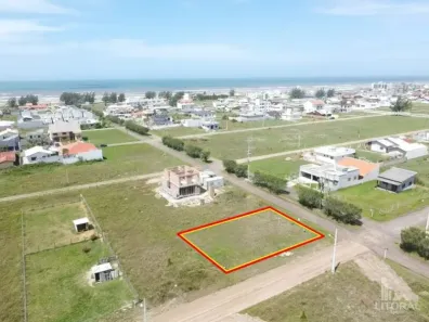 Lote/Terreno à venda, 425m² no , Balneário Gaivota