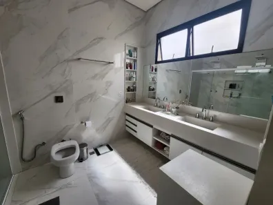 Casa com 3 Quartos à venda, 198m² no Jardim Botânico, Uberlândia
