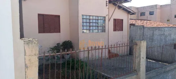 Casa com 2 Quartos à venda, 158m² no Jardim Guadalajara, Sorocaba