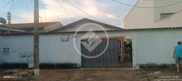 Casa com 3 Quartos à venda, 210m² no Água Branca, Goiânia
