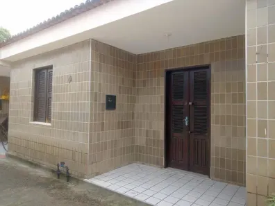 Casa com 2 Quartos para alugar, 60m² no Padre Andrade, Fortaleza