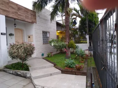 Casa com 3 Quartos à venda, 250m² no Vila Ipiranga, Porto Alegre