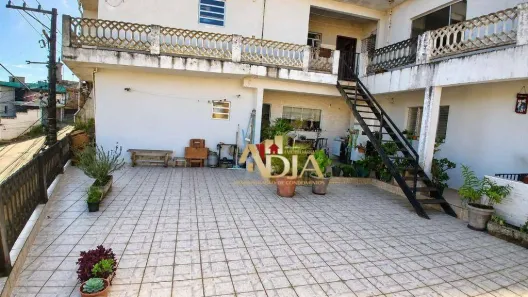 Casa com 7 Quartos à venda, 235m² no Jardim Itapeva, Mauá