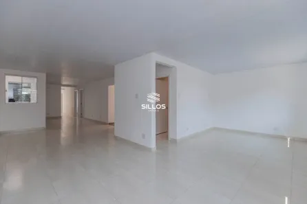 Prédio Comercial à venda, 217m² no Centro, Curitiba
