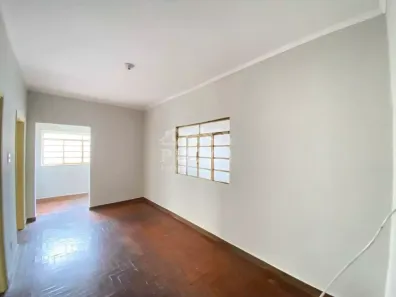 Casa com 3 Quartos para alugar, 114m² no São José, Franca