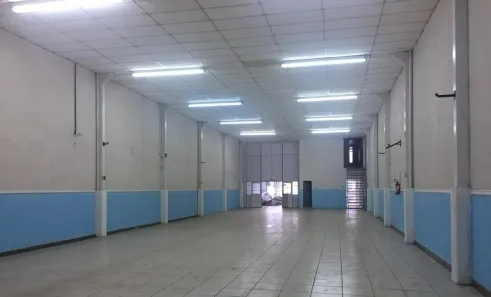 Galpão/Depósito/Armazém à venda, 550m² no Cavalhada, Porto Alegre