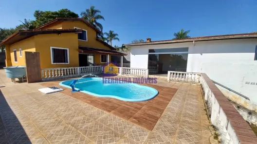 Fazenda/Sítio com 3 Quartos à venda, 900m² no Curral, Ibiúna