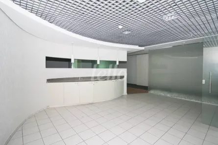 Sala Comercial para alugar, 2844m² no Jardim São Luís, São Paulo
