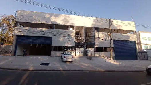 Galpão/Depósito/Armazém para alugar, 1200m² no Jardim dos Pereiras (Caucaia do Alto), Cotia