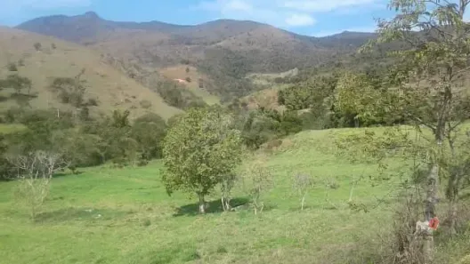 Lote/Terreno à venda, 1m² no Araras, Petrópolis